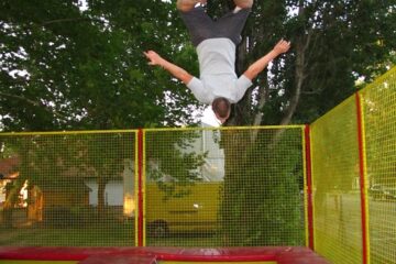 70 000 zł odszkodowania za wypadek na trampolinie